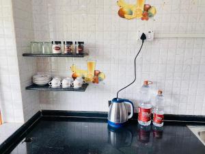 R J Homestay