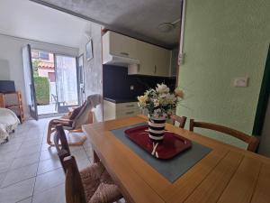 Maison de vacance avec piscine et place de parking