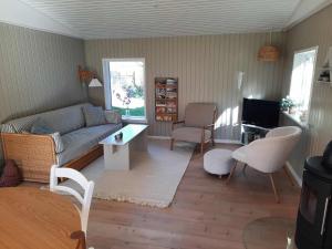 Cozy 6 person holiday home in Juelsminde - 5 minutes walk to the beach