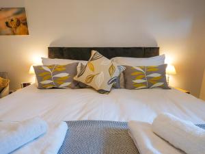 Walnut Cottage - Uk43995