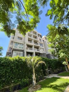 Stylish & comfy 2bedrooms Home in Madinaty B10