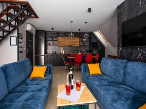 Mountain Stay with Hot Tub