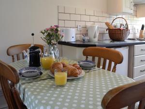 Robins Retreat - Uk6548