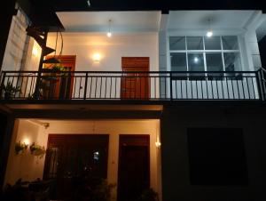 Rose Apartment