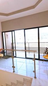Moderno Townhouse en Residencial Privada