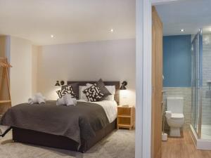 Uk41641 - Cleveland Studio