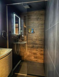 Adriana near the Beach & 5 min from the Airport