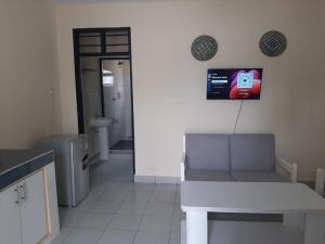 Sunny Sands Beach Apartment 3