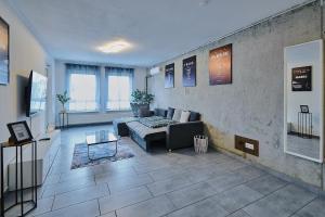 Wohlfühlnest St Leon Rot Aufzug Klima Balkon