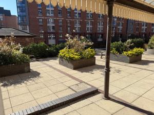 Staycation York at 1 Cocoa Suites with free parking