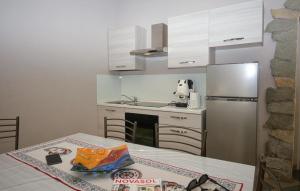 Stunning Home In Solarino