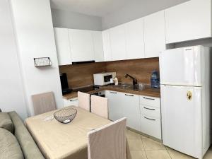 Kroi Beach Apartment, by the Sea