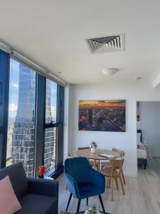Skyhigh retreat on the 57th floor - Free Parking