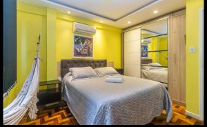 Apê Balneário Camboriú Pé na Areia próximo a Roda gigante Com Churrasqueira