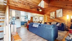 Mammoth Sierra Townhomes #25 condo