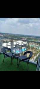 Vacay shine tagaytay staycation