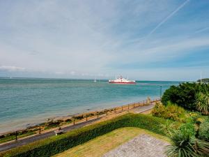 Solent View Apartment
