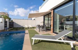 Beautiful Home In San Pedro Del Pinatar - Ebc295