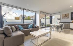 Beautiful Home In San Pedro Del Pinatar - Ebc295