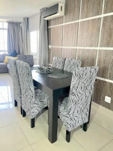 Umhlanga 3 bedroom apartment with seaviews
