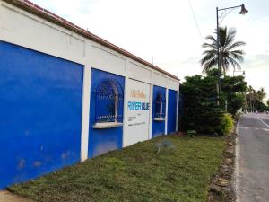 River Blue Hotel