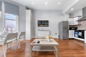 Spacious Clapham Junction Flat Near Station Long Stay Friendly