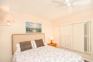 Pier Point South Ocean View Condo B-22