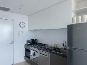 Skyhigh retreat on the 57th floor - Free Parking