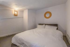 Blue Mountain Guesthouse by Seablue