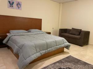 Verssailles Pyramids Hotel