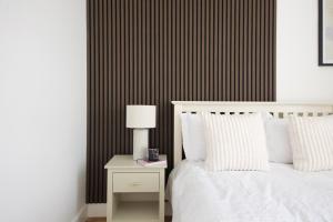 The Whitely Room Comfort & Style - Private Toilet