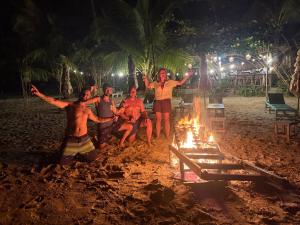 Zhayas Beach & Cottages