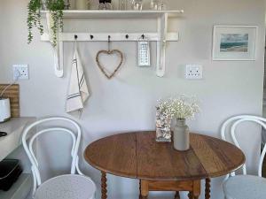 Bougain Villa Studio 2