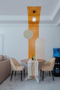 Newly furnished beautiful 1 bedroom apartment