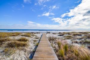 228 Sea Marsh Drive by Akers Ellis Rentals