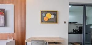 Modern Cozy 2BR 2 Baths,Next to Yaya,Free Parking