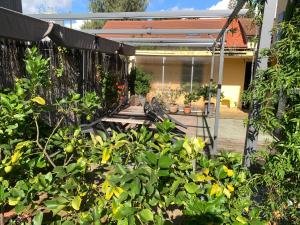 Joli appartement une pièce avec place de parc