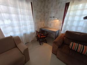Casa Aconchegante no Peró Próx Praia e Comércio
