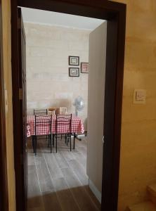 Full 2-storey house while on holiday