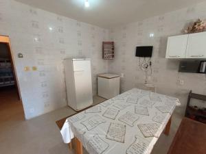 Casa Aconchegante no Peró Próx Praia e Comércio