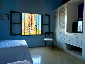 by Calamari Homes - El Porvenir 402 walled city