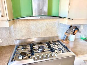 by Calamari Homes - El Porvenir 402 walled city