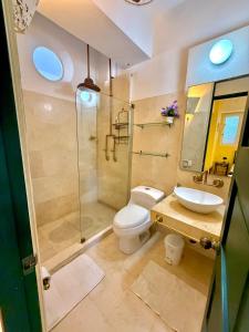 by Calamari Homes - El Porvenir 402 walled city