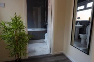 Caras Place , Falls Road