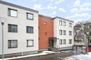 Cosy Apartment in Leppavaara