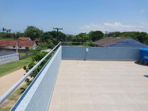 Sobrado da Ka em condomínio com vista panorâmica e churrasqueira a 250 mtos praia a pé