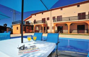 Amazing Apartment In Bilice With Swimming Pool