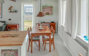 Lovely Home In Thyborøn With Wifi