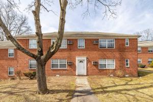 5min to Blue Back Square | Affordable w KING Bed