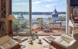 Gorgeous Apartment In Dinard With House Sea View